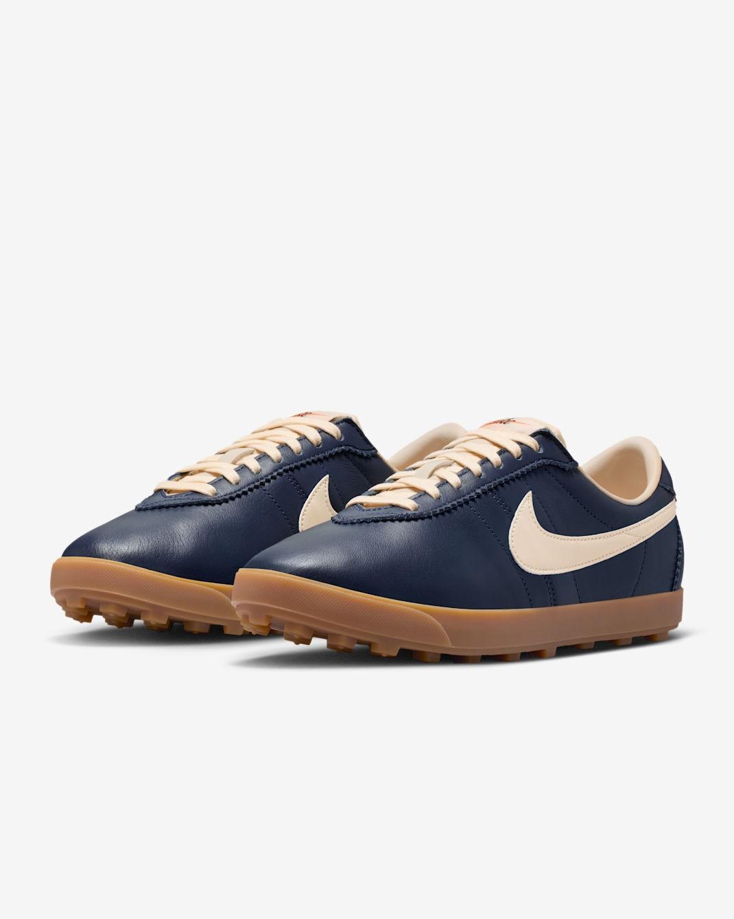 II1259-400 Nike ASTROGRABBER LEATHER MIDNIGHT NAVY MUSLIN GUM (Women s) 10W
