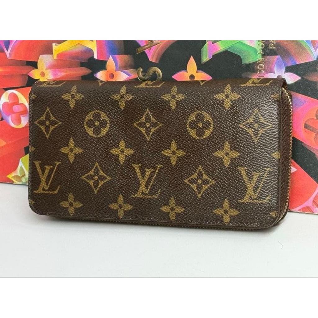 Used LOUIS VUITTON Monogram Round Zip Long Wallet