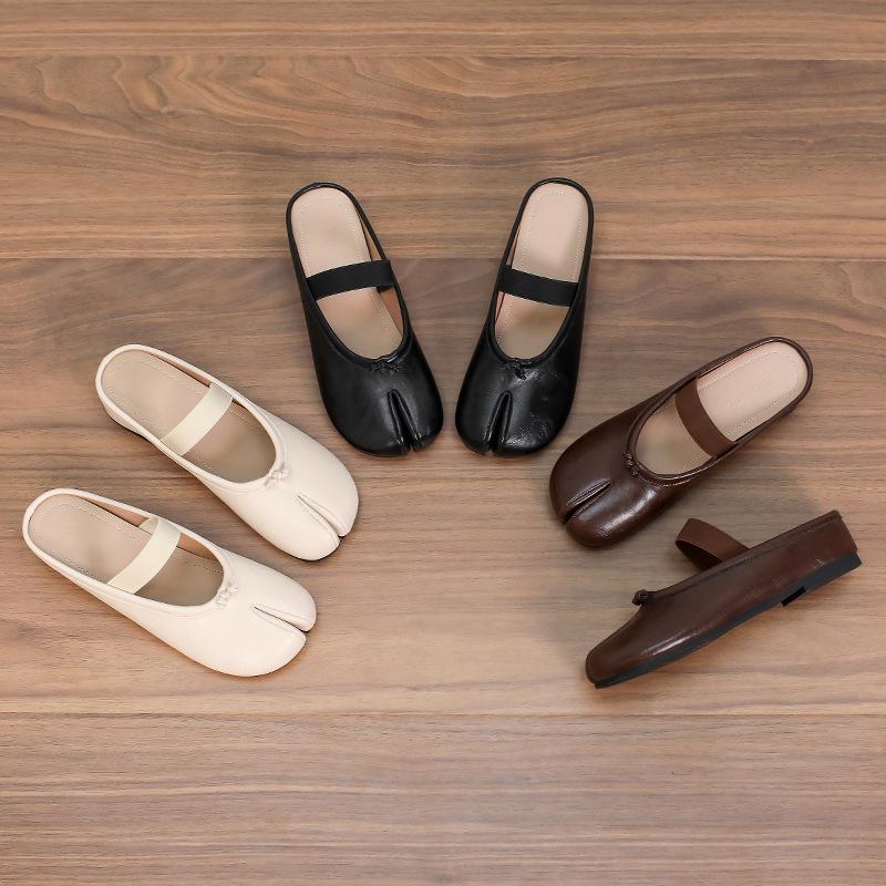 2025 Summer Women's Closed Toe Slip-on Hidden Heel Flat Mules with Tabi Split Toe Design