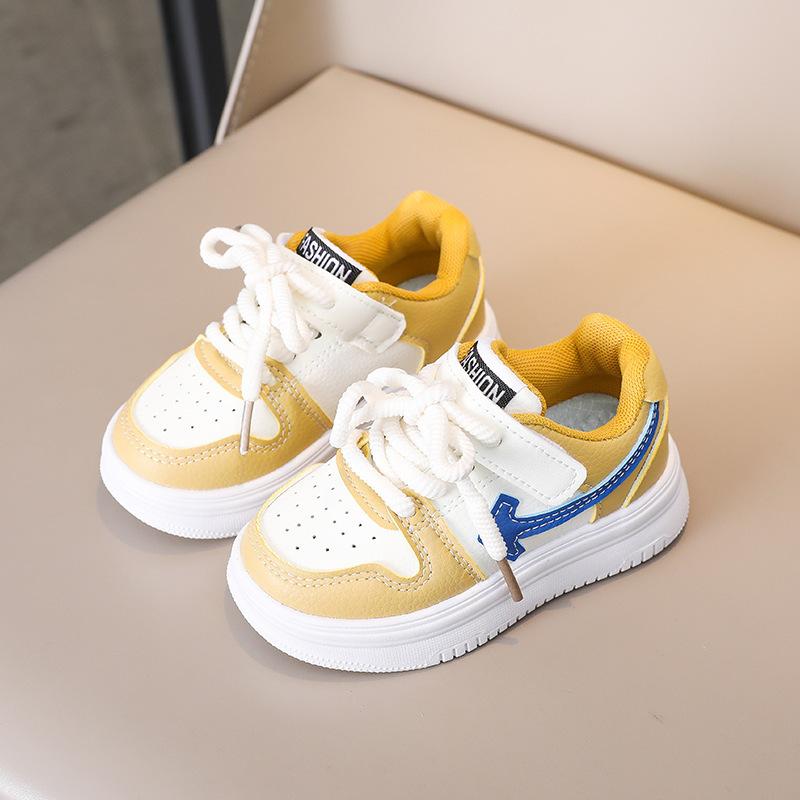 Kindersportschuhe Jungen und Mädchen Board-Schuhe 2025 Frühling, Herbst und Winter Koreanische Version Jungen Babyschuhe kleine weiße Schuhe Kleinkindschuhe