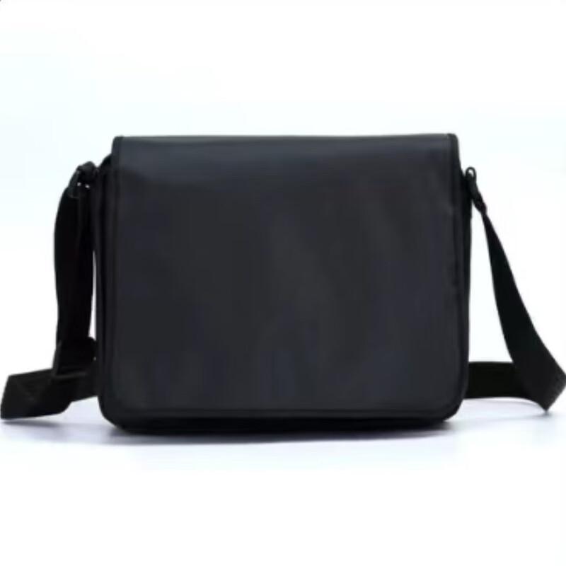 Yushuiyao Black Versatile Shoulder Bag