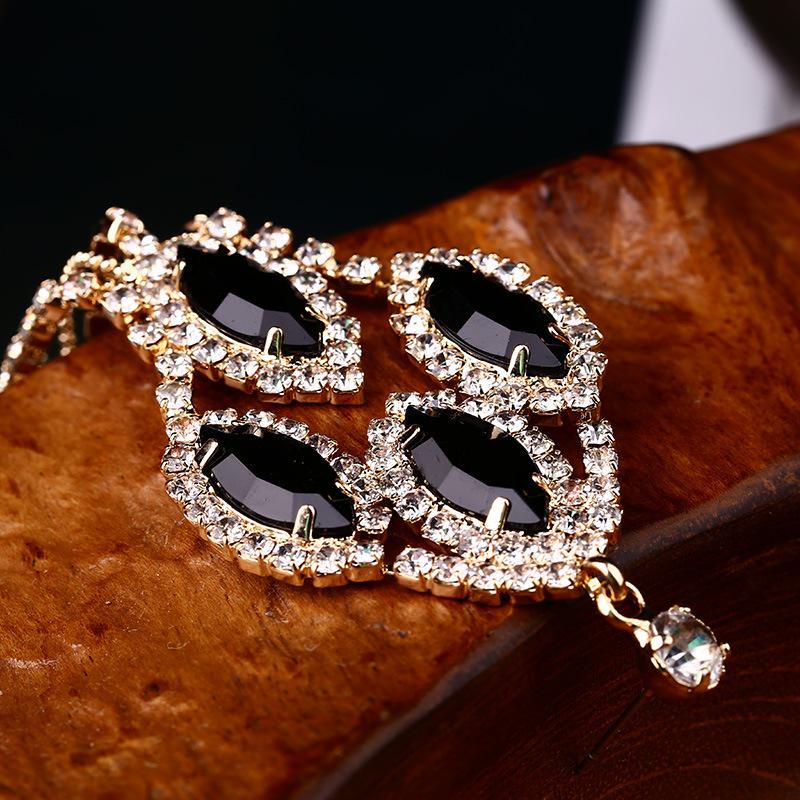 New Earrings Trendy Fashion Crystal Tassel Listed Black Women's Street Racket Party Stud E070