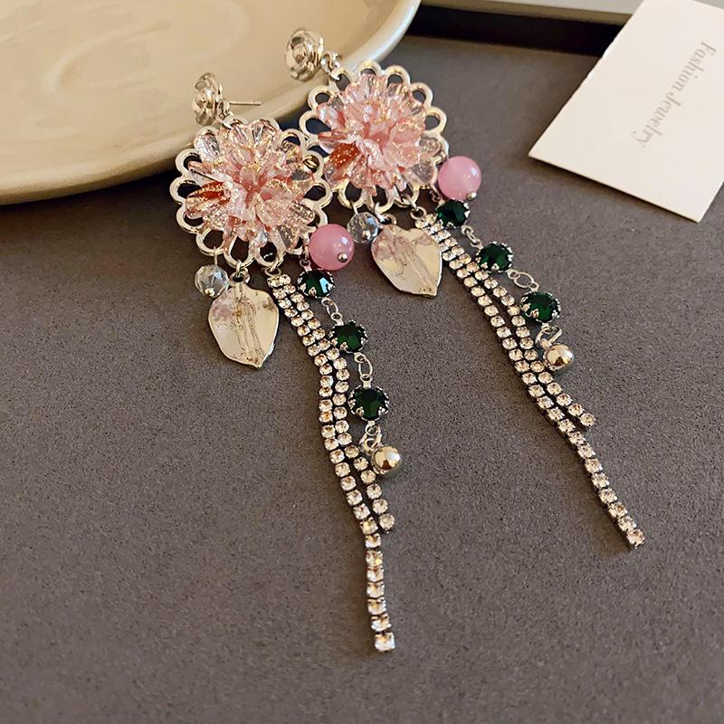 Silver Needle Flower Leaf Crystal Diamond Earrings Sweet Light Luxury Tassel Earrings Delicate New Earrings Women