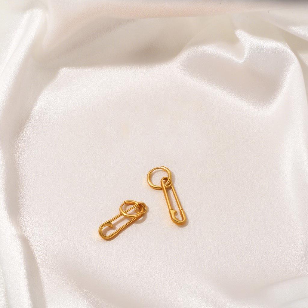 High-End Trendy Paperclip Earrings: Creative, Fashionable DIY Women's Accessories In Instagram Style