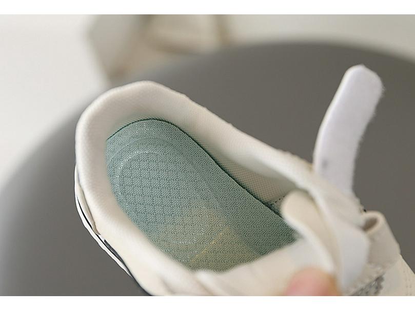 Kids' Stylish Velcro Loafers - Spring/Autumn 2026: Comfy White Shoes for Toddler Girls & Boys