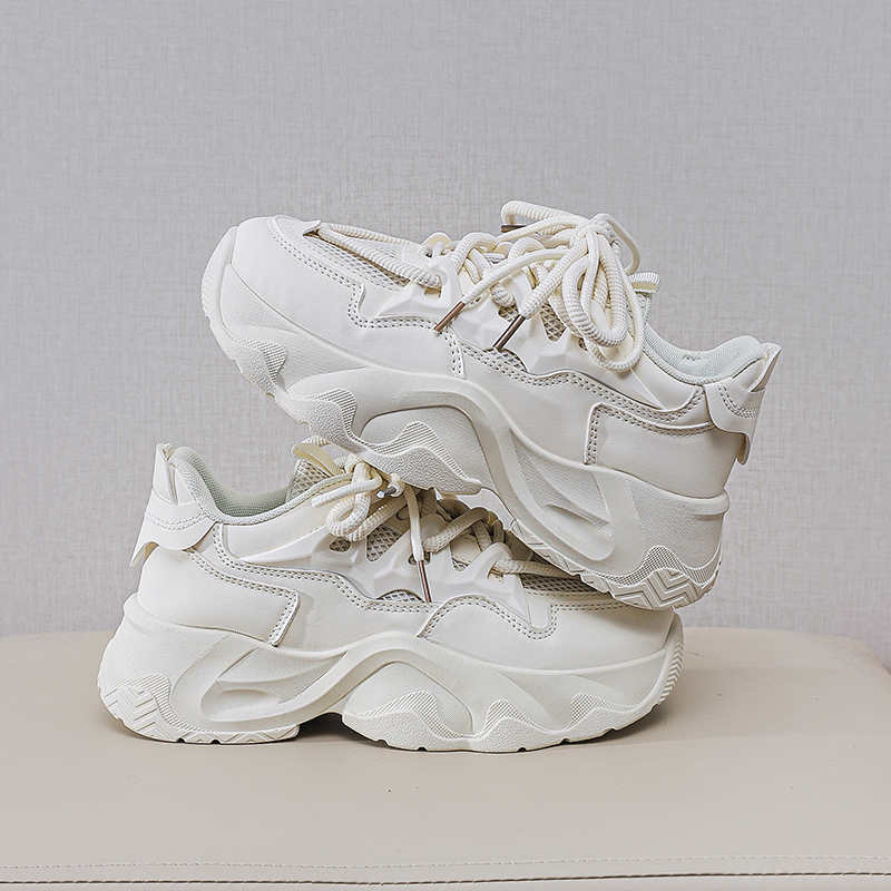 Fashion In The Forest Harajuku White Trainers Woman Mining Hikes Shoes Hiking Shoes 46 Sneakers Sport Footwears Sepatu Portable