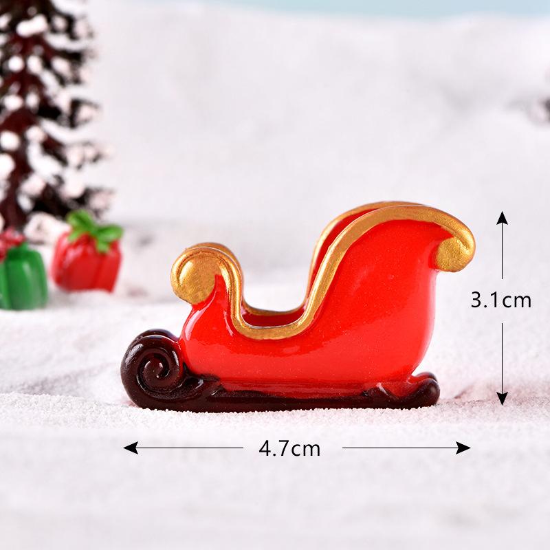 Christmas Micro Landscape High-Quality Snow Landscape Decoration Resin Figurines  Miniature Christmas Scene For Winter