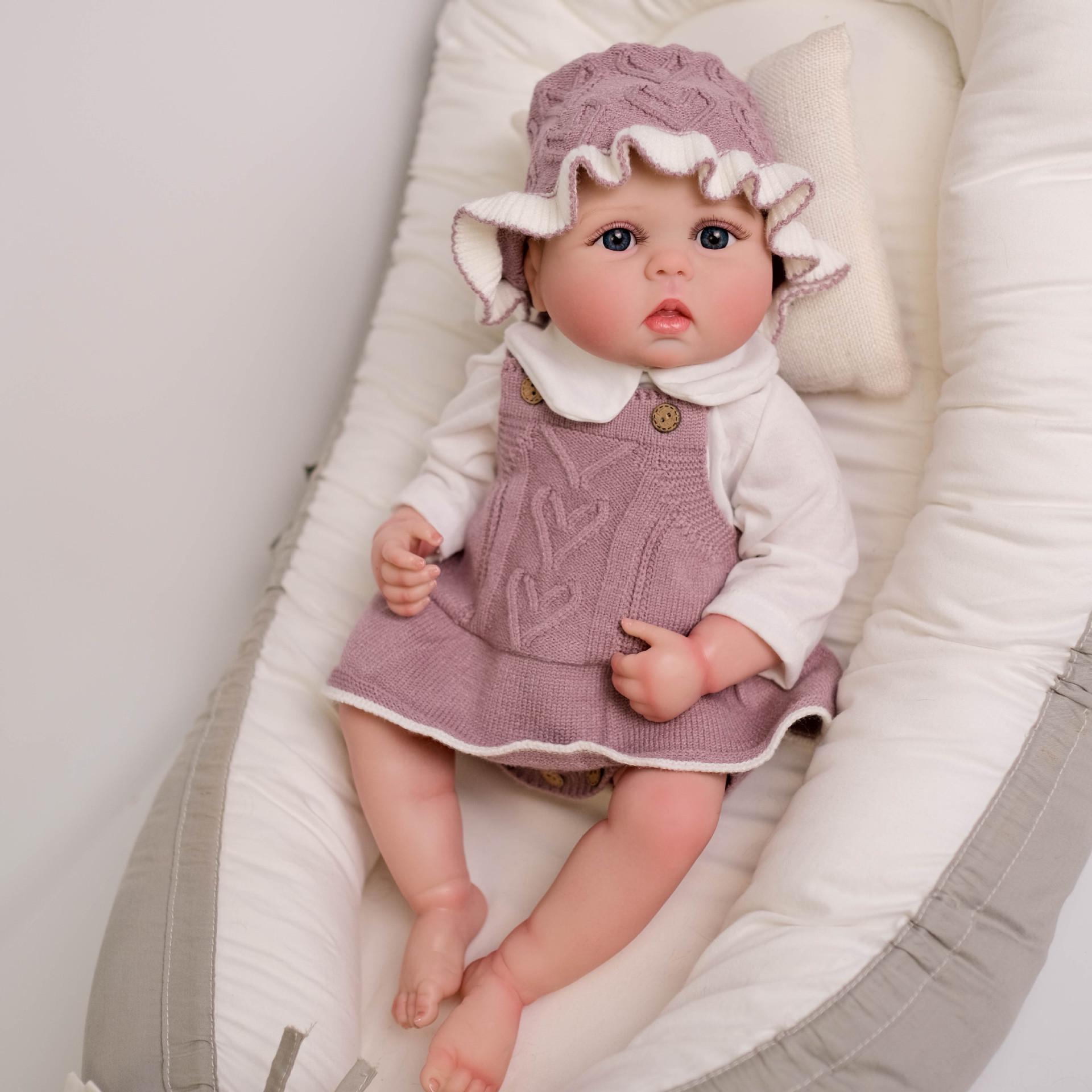 55cm Lucy Lifelike Reborn Baby Doll 55 cm