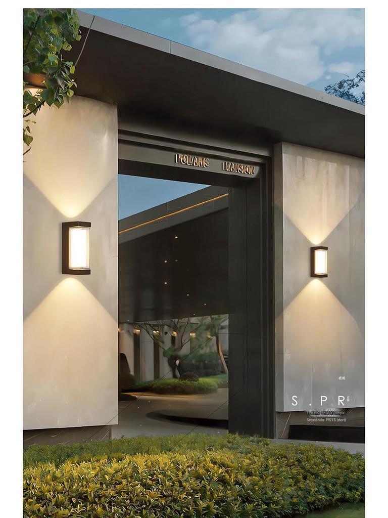 Wow Waterproof Modern Outdoor Wall Light for Courtyard & Villa Gates