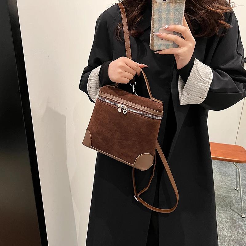 Solid zipper shoulder bags for women pocket with flap bucket type comfortable PU bags high quality fashionable