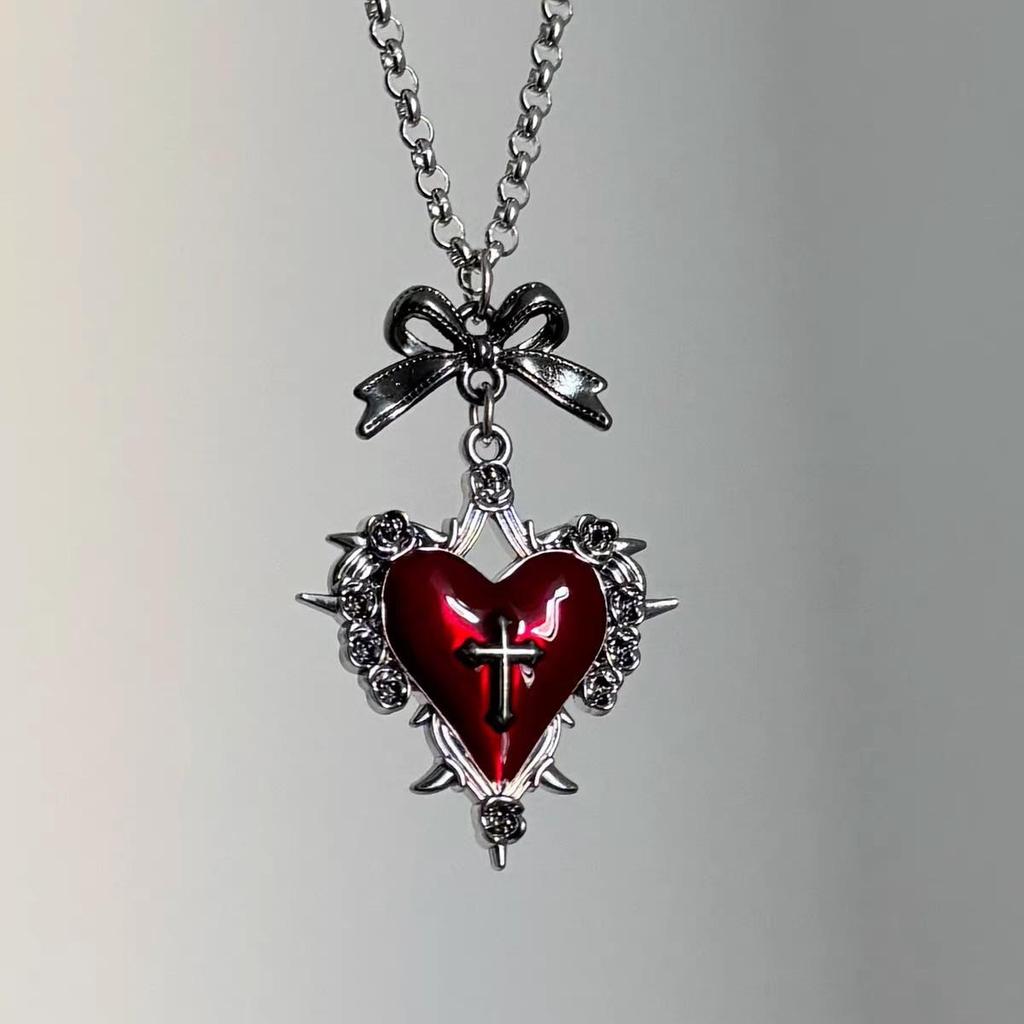 Cross-Border Y2K Gothic Red Heart Thorns Pendant Necklace