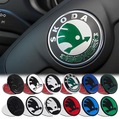43/44mm Pour Fabia Karoq Superb Kami Octavia VRS Rapid Kodiaq Kamiq A7 Logo Central d'Autocollant d'Emblème de Volant de Voiture