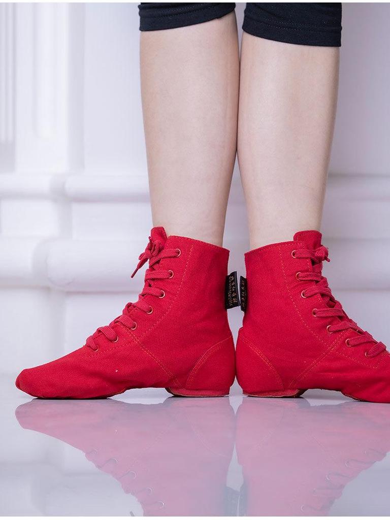 Czarne płócienne buty baletowe i jazzowe z wysoką cholewką i miękką podeszwą dla mężczyzn i kobiet