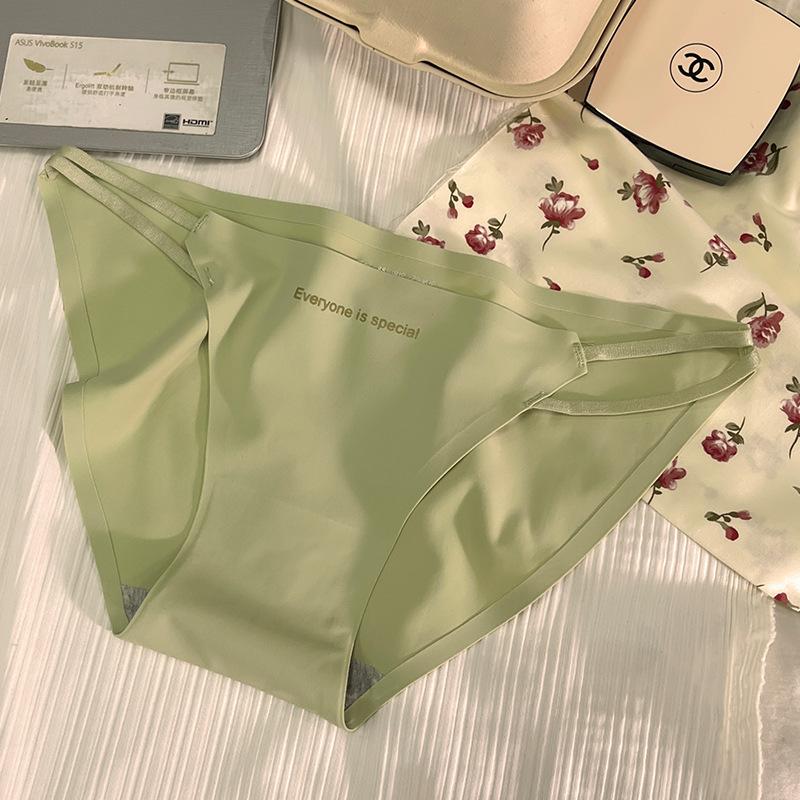 One Piece Ice Silk Seamless Underwear for Women Sexy Slim Strap Low Waist Briefs Skin Friendly Pure Cotton Crotch Breathable Girls' Triangle Panties