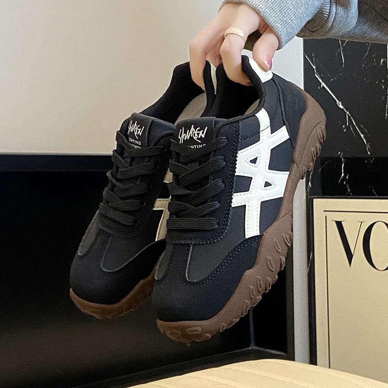 Thick-soled ins casual sports shoes 22 autumn new student running lace-up street shot 35