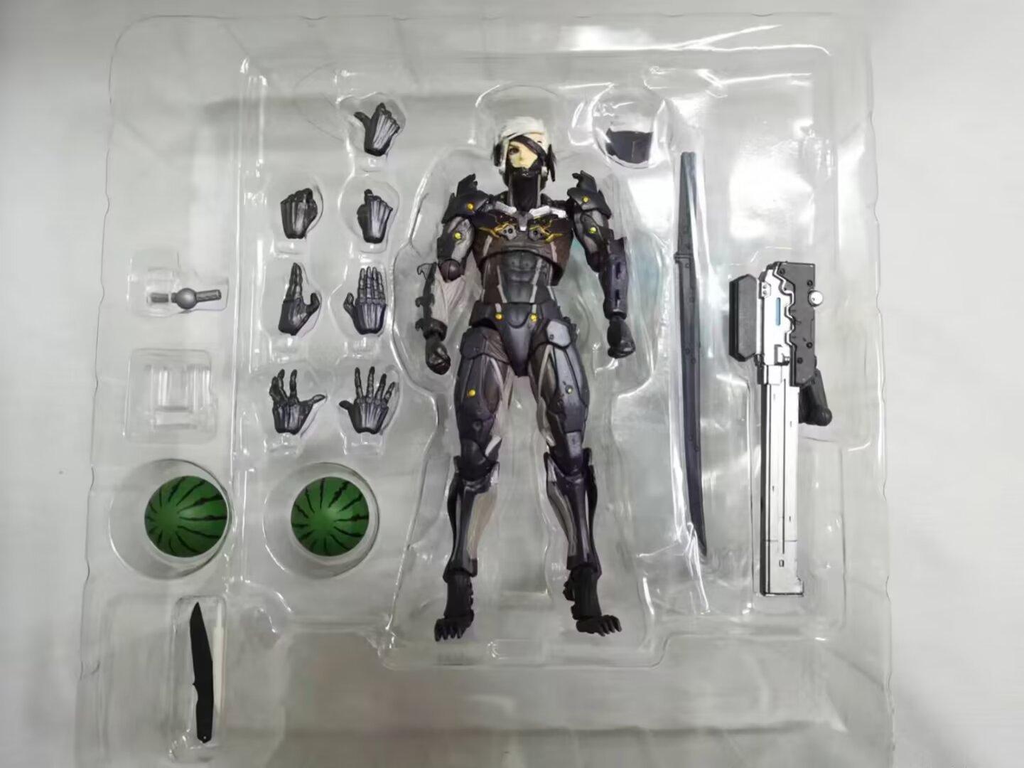 14CM hot Metal Gear Raiden articulated