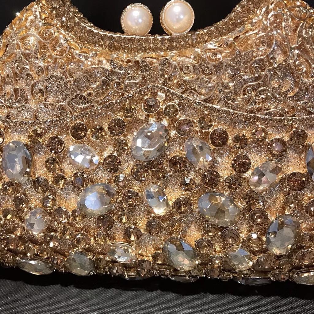 Large Capacity Women Rhinestone Top-Handle WHTUOHENG Wedding Purse Gold Metal Female Evening Clutch Bag Lady Small Phone Bags