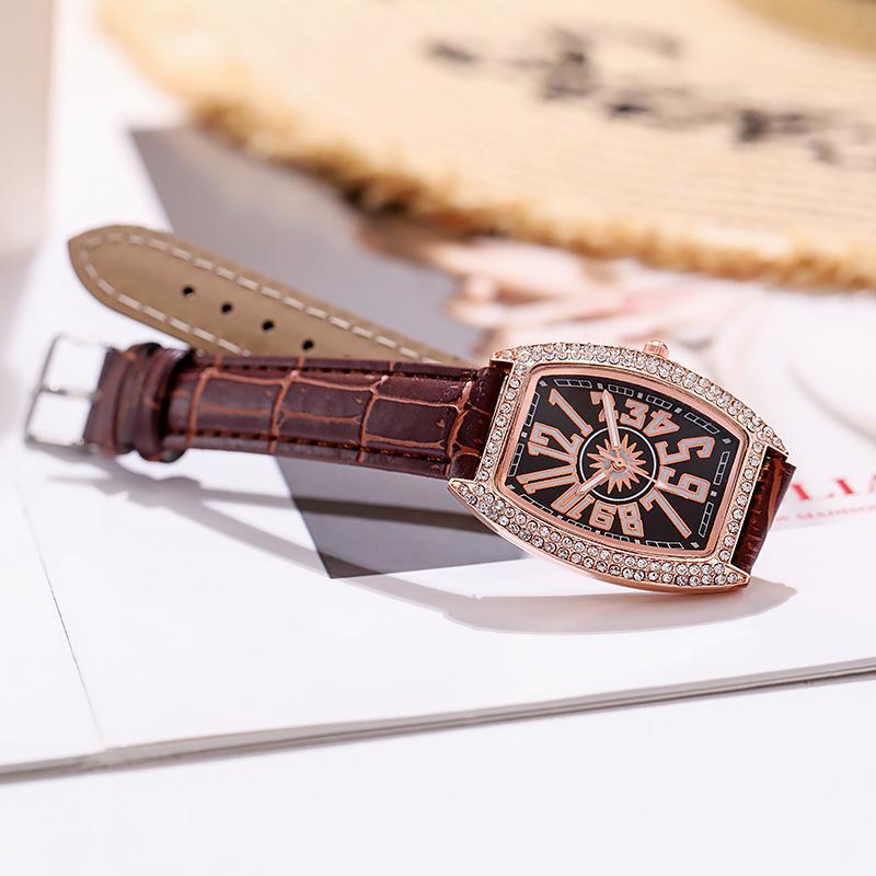 Ladies Leather Belt Rhinestone Watch Barrel-shaped Roman Numeral Wristwatch