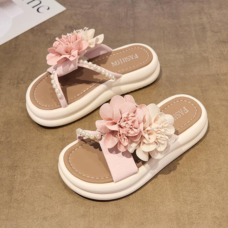 Platform-soled Flower Slippers Women's Summer Outer Wear Beach Shoes 2025 New Versatile Fashion One-word Drag Muffin Sandals