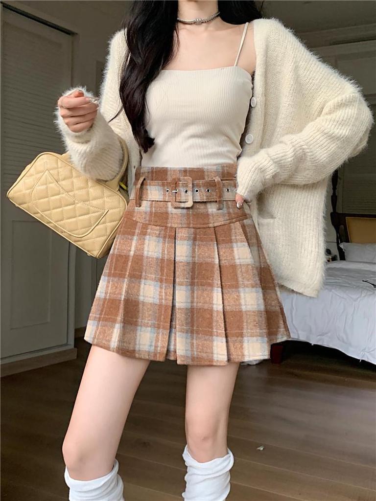 Women's Plus Size Wool Blend Plaid A-line Skirt, High Waist Pleated Short Skirt for Autumn/Winter 2025.