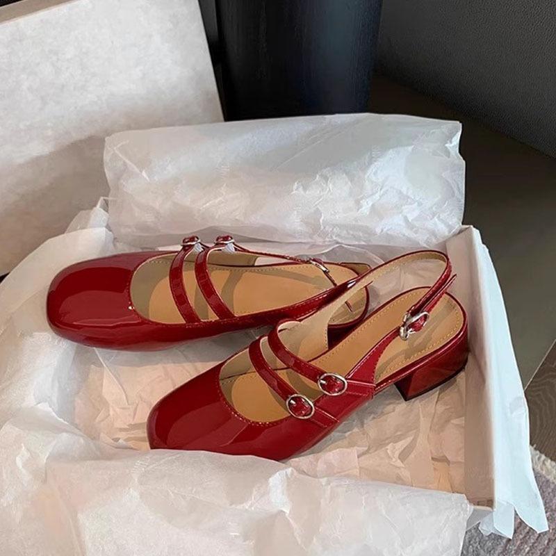 Baotou Sandals Women's New Summer Mid-heel Square Head Thick Heel Retro Red Wedding Shoes Mary Jane Single Shoes