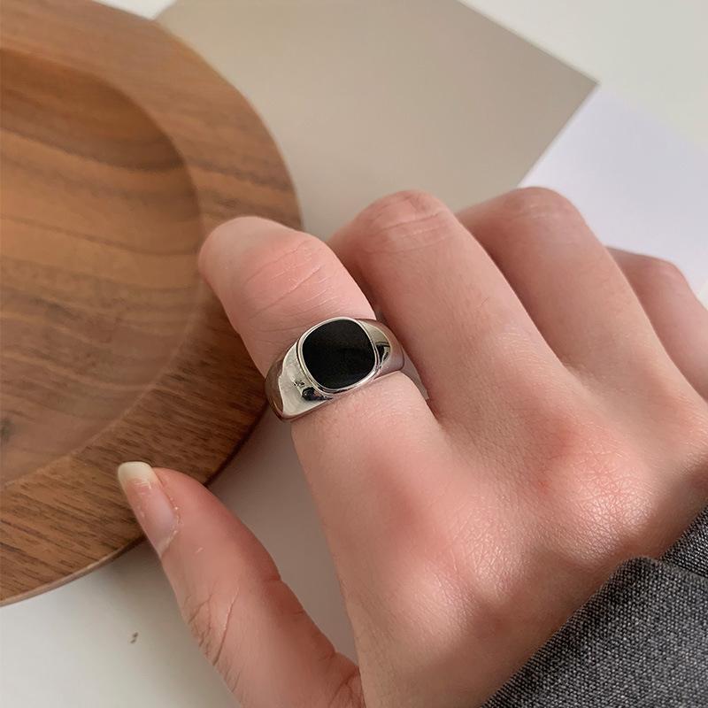 Trend Cool Black Dripping Oil Geometric Square Ring Female Niche Cold Feeling Stacked Ring Titanium Steel Non-Fading Jewelry Quality