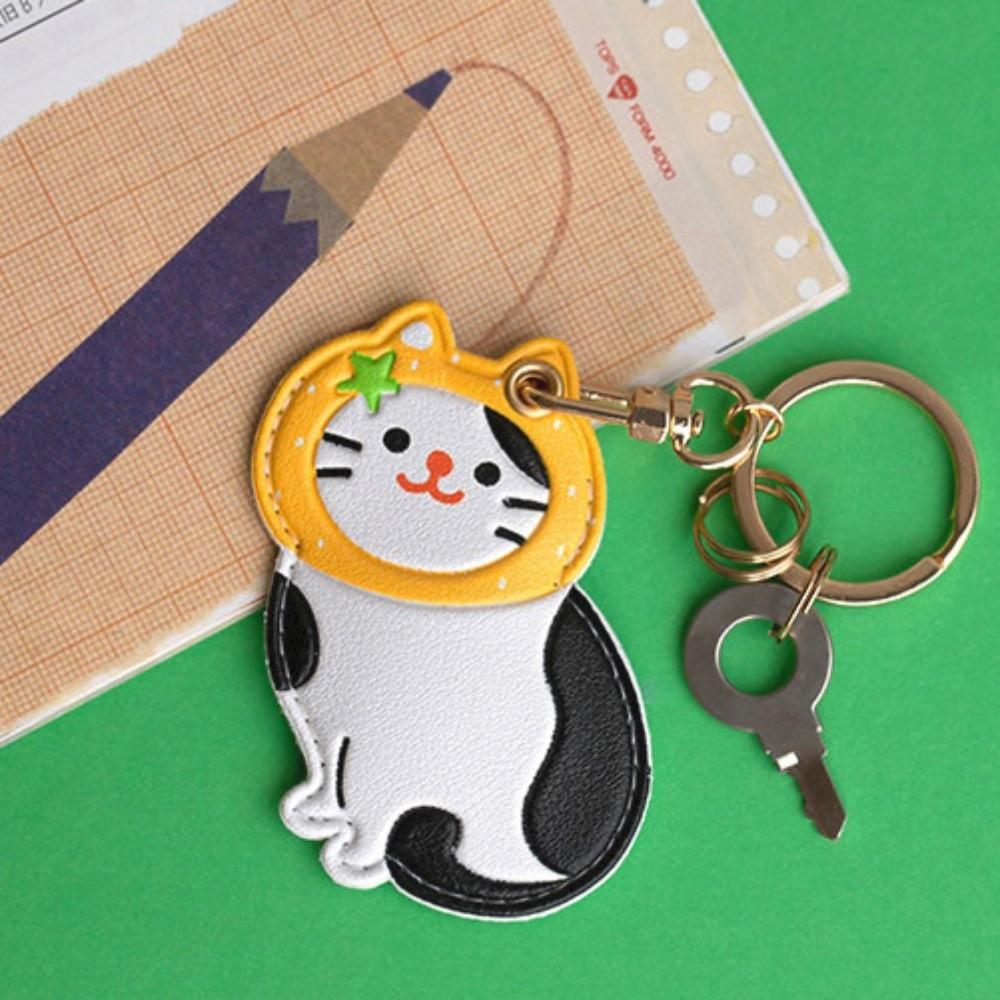 Maneki-neko Fortune Cat Pendant Keyring Leather Access Control Card Pendant  Hanging Accessory
