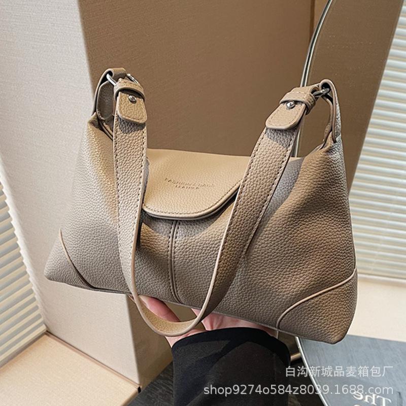 Bag women's bag high-end sense 2025 new one-shoulder underarm bag fashionable design niche crossbody bag large capacity