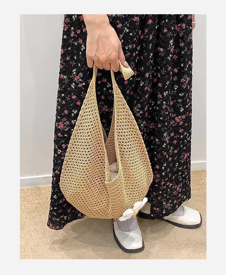 Large Capacity Floral Knitted Beach Tote - Stylish Woven Shoulder Bag for Women