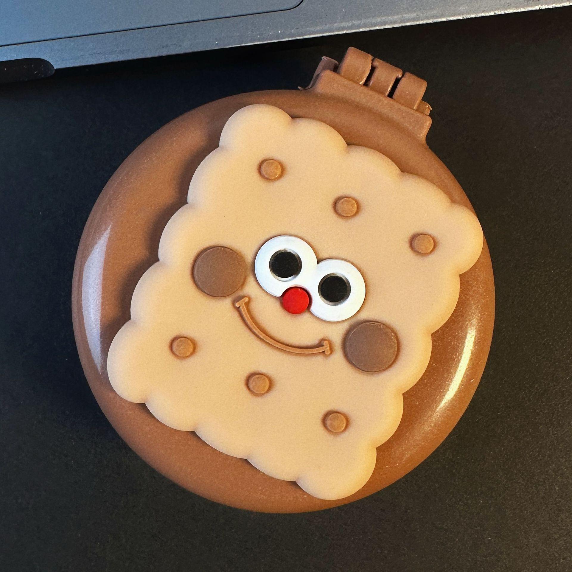 

Компактный мини-набор расчесок с воздушными подушечками и зеркалом для девочек – креативный складной дизайн с функцией массажа