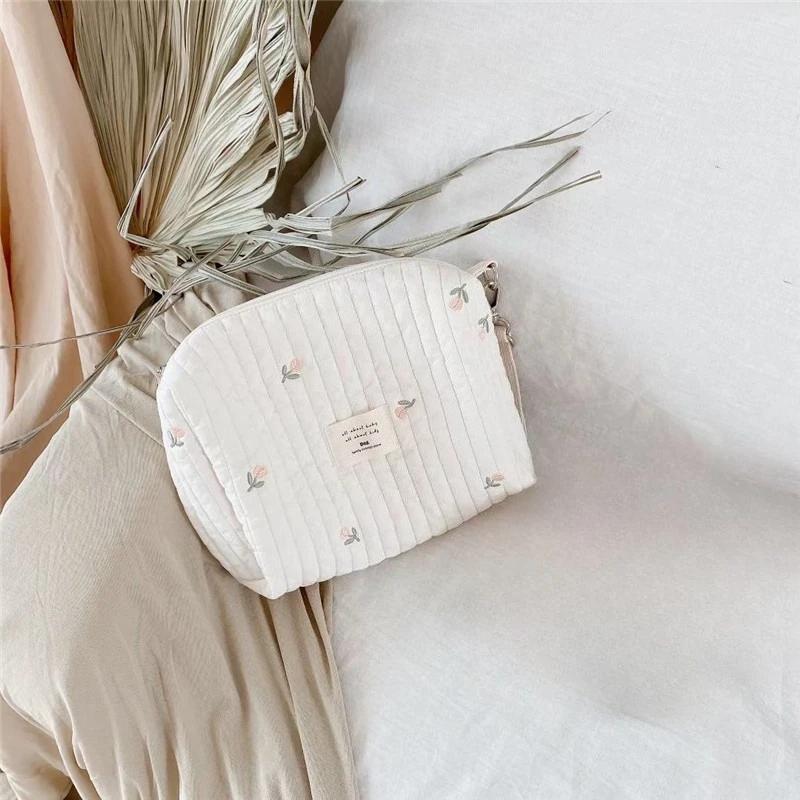 

Cotton Embroidery Diaper Bag with Zipper Portable Reusable Nappy Sanitary Pads Organizer Stroller Handbag for Baby Supplies