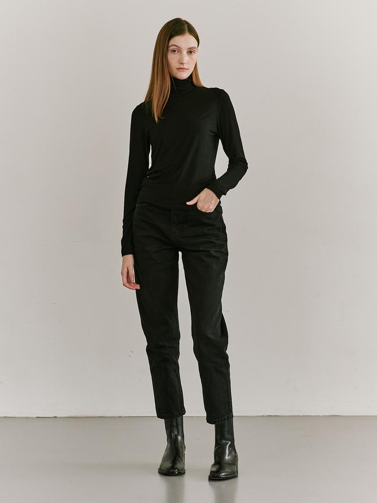 NOUVE Slim Fit Turtleneck T-Shirt - Black