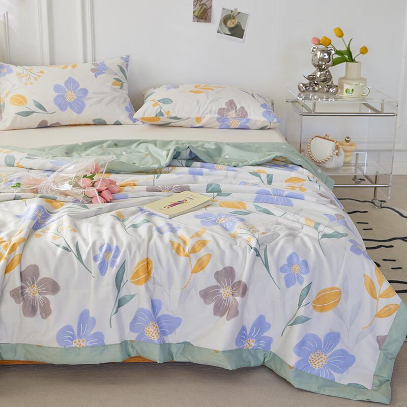 Yalu Summer Floral Lightweight Quilt