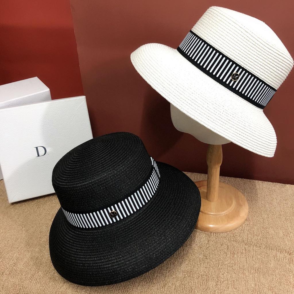 New Hat Female Hepburn Straw Small Lampshade Hat Fashionable French Big Brim Face Covering Anti-sun Concave Top Hat