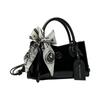 Borsa cosmetica/necessaire Armani [Borsa Personalizzata] Nero Retrò Intelligente Semplice Nicchia di Alta Gamma Autunno Inverno alla Moda per il Pendolarismo Donna nero retrò arte