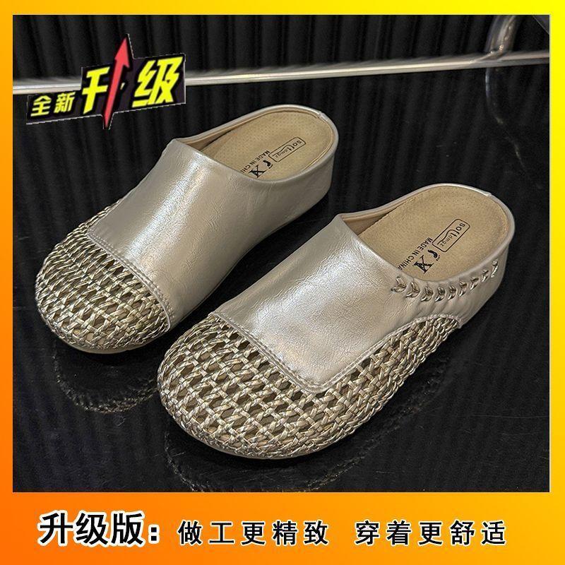 Fashion and casual versatile hollow hole flat-soled sandals breathable soft-soled outer wear Roman shoes 2025 autumn new models