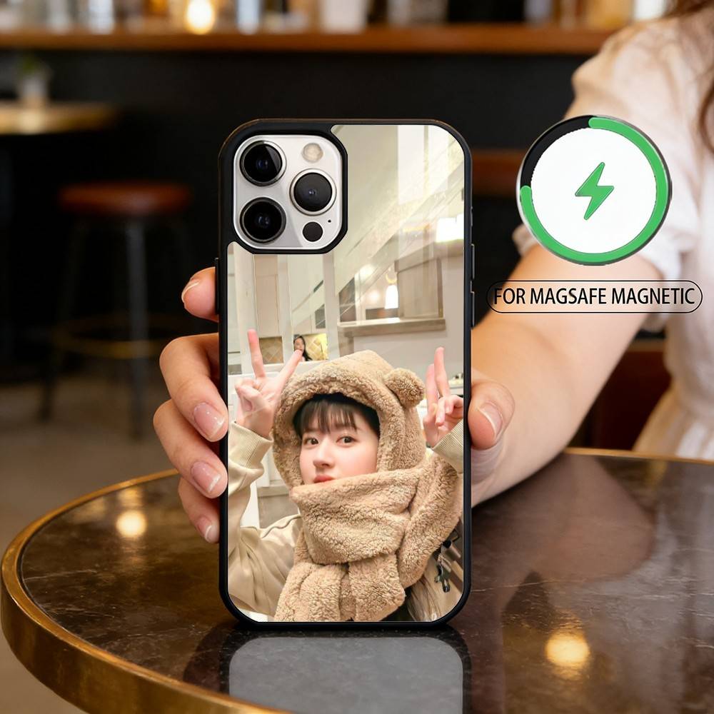 Chinesische Schauspielerin Lusi Rosy Zhao Handyhülle Für iPhone17,16,15,14,13,12,11 Plus,Pro Max Magnetisch Für Magsafe Kabelloses Laden