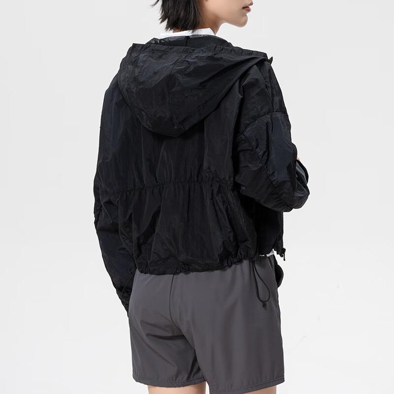 Under Armour Woven Hooded Training Windbreaker Women Jacket 6010942-001