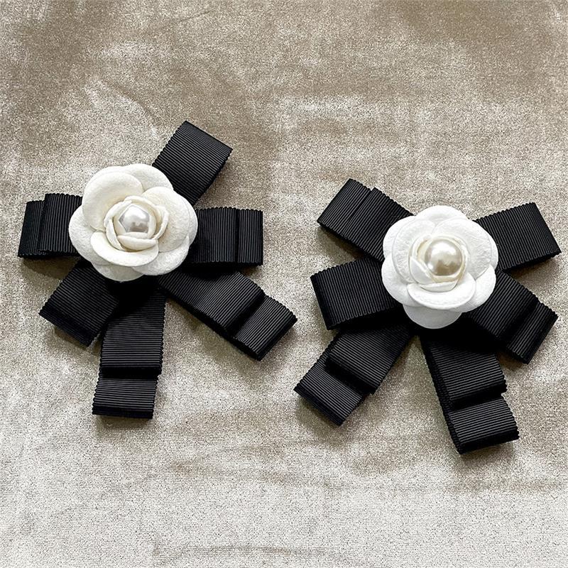 Kamelie Perle Schleife Brosche Schwarz Weiß Stoff Trauer Anstecknadel Hochwertig Französisch Elegant Tasche Kleidung Schal Accessoires Brosche