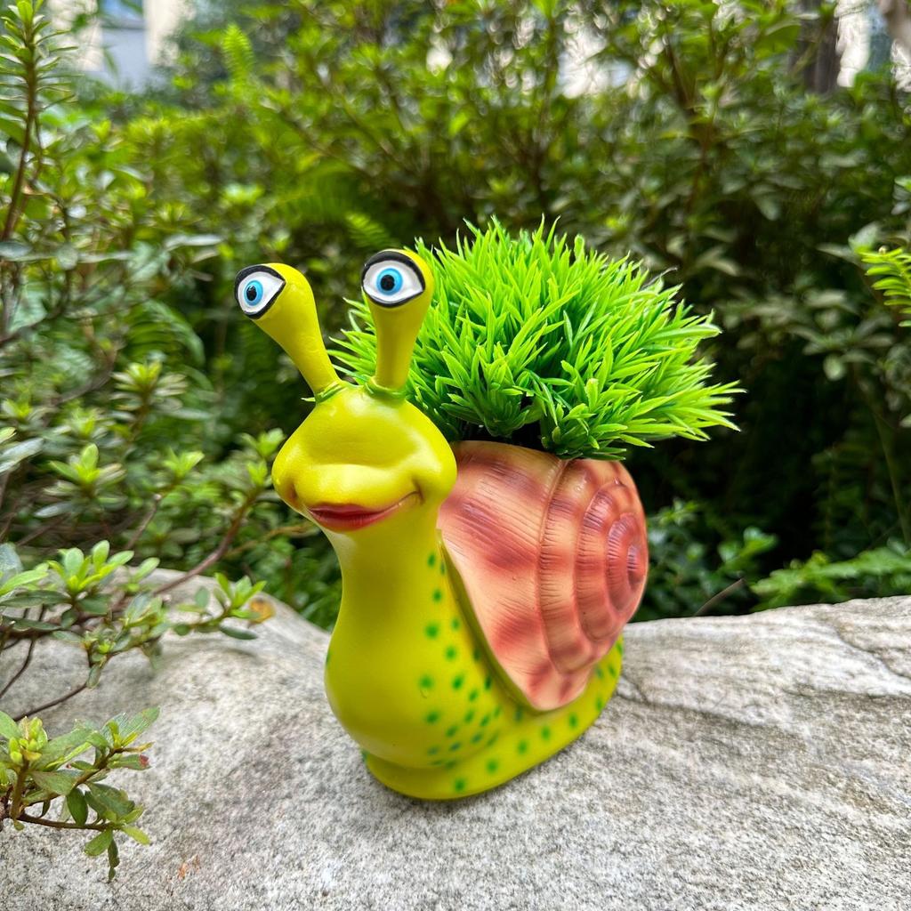 Snail flower pot courtyard garden outdoor green plant creative cartoon home office decoration vase ornament resin