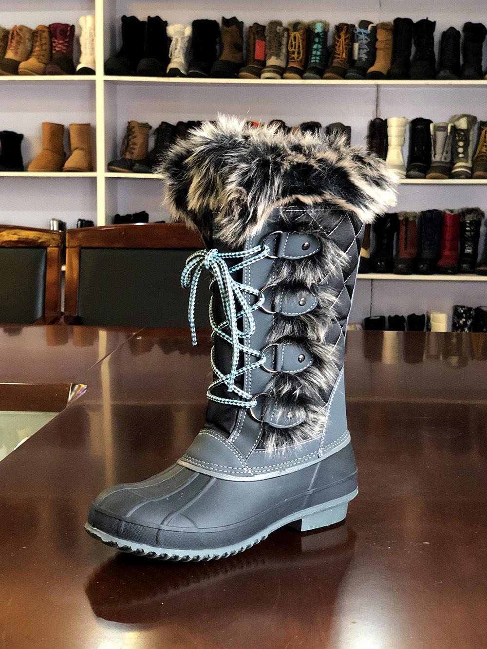 

Зимние высокие водонепроницаемые нескользящие и теплые утолщенные бархатные резиновые подошвы женские сапоги для снега 41