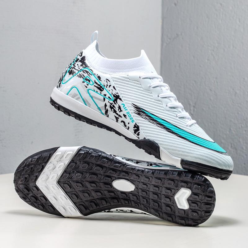 Children's Football Studded Shoes for Boys and Girls in Middle and Primary School