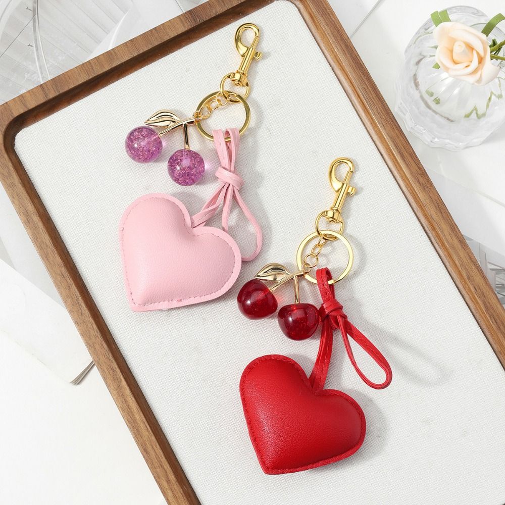 PU Leather Cherry Bag Charm Hearth Design Leather Heart Pendant Cute Cute Car Decor Car Keys