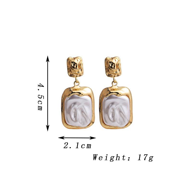 Retro Uneven Square Imitation Pearl Dangle Earrings for Women Geometry Metal Dangle Earrings Trendy Golden Party Elegant Jewelry