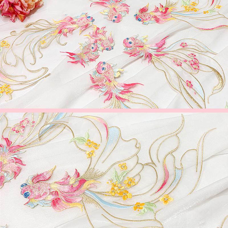 1Pc Antique Chinese Style Koi Fish Applique Embroidery Sew On Patches Sticker Diy Sewing Supplies for Hanfu Dress Clothing Patch