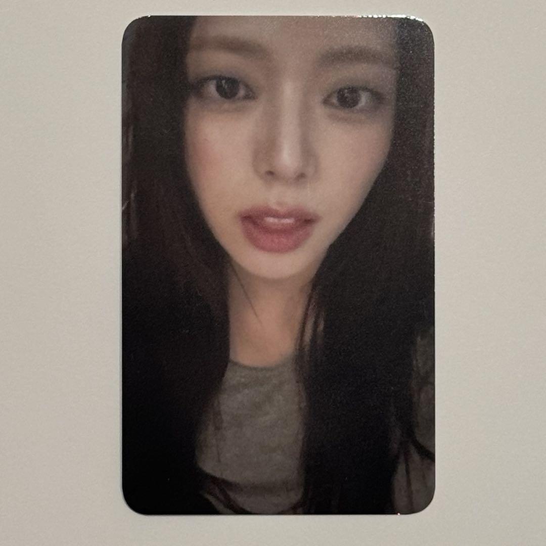

[USED] ITZY Yuna Sanok Trading Card GOLD 2nd Week