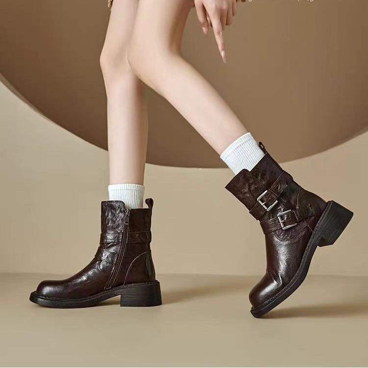 Autumn and Winter Medium Heel Sleeve Leather Martin Boots Women's Round Head Square Heel Versatile Large Size Women's Boots Women's Low Boots
