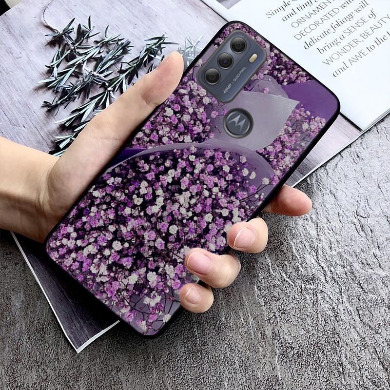 Etui na telefon Baby Breath Flowers do Moto G84 G22 G32 G42 G52 G62 G53 G72 G60 G60S G100 G10 G20 G30 G13 G50 G 5G G Pure