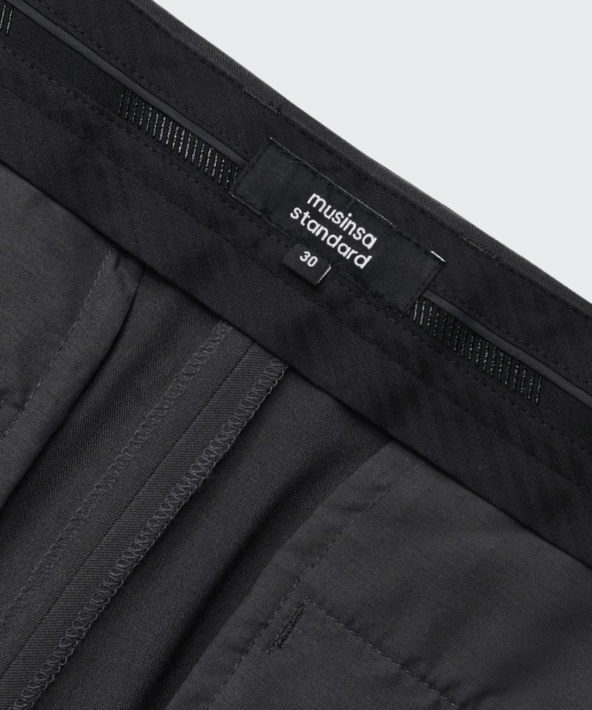 MUSINSA STANDARD Three-Puck Semi-Balloon Slacks [Gunmetal]