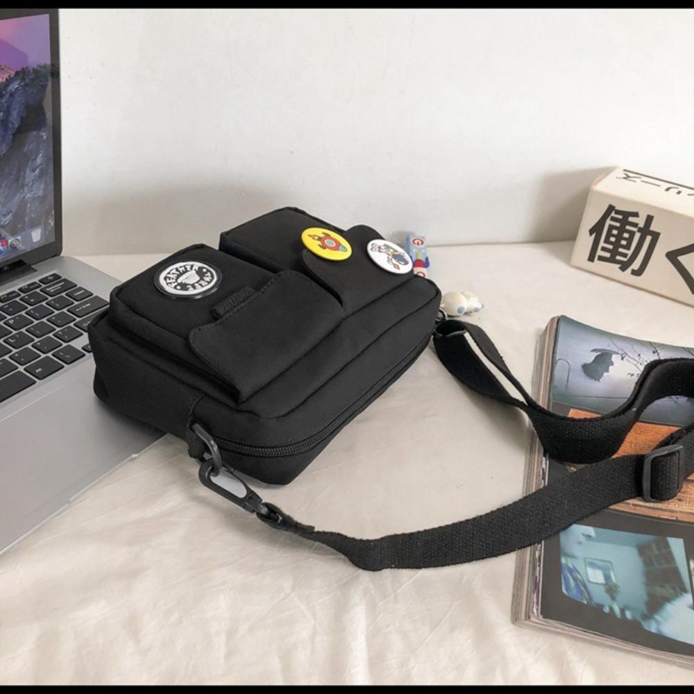 Fashi Versatile Men's Crossbody Bag Large Capacity Japanese Style Shoulder Bag Retro with Pendant Messenger Bag Unisex